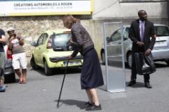 Attentifs Ensemble 34 * 5616 x 3744 * (6.67MB)